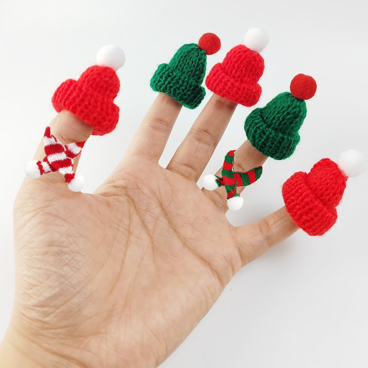 32PCS Mini Strickmütze Mini We – Art Craft Christmas Tree Bewertung und Preis